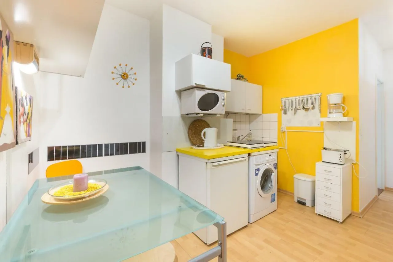 Schones 2-Zimmer-Apartment In Kollwitzplatz-Nahe Berlin